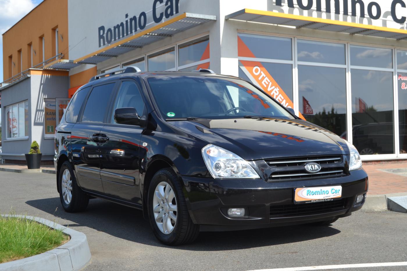 Kia carnival 2 поколения